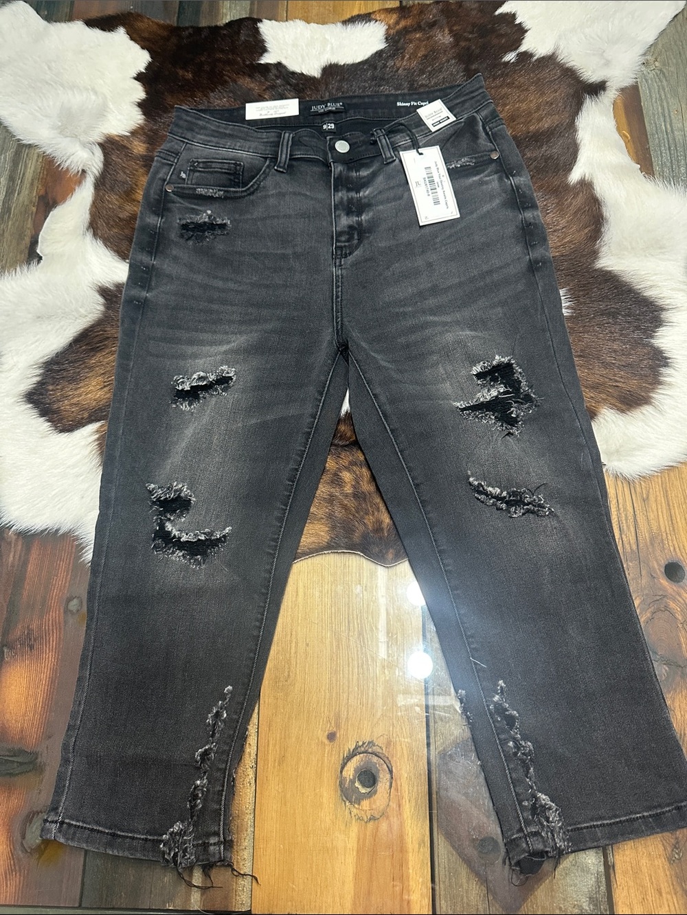 NWT Judy Blue Black High Waist Skinny Fit Capri Jeans